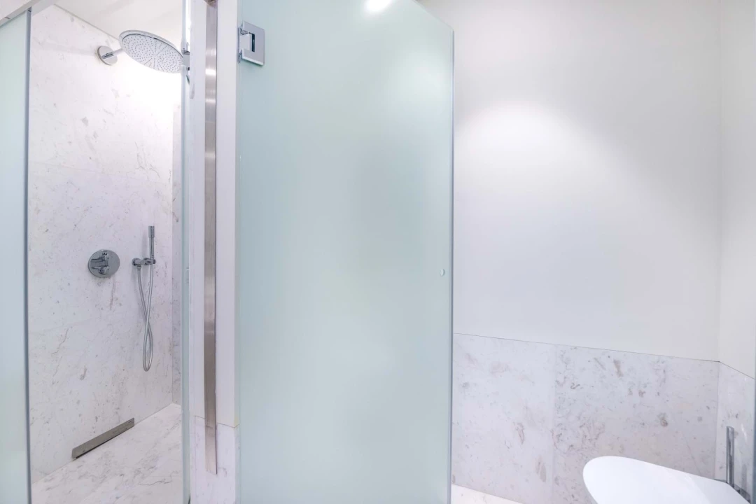 Apartamento T6 para Venda em Campolide Foto 52