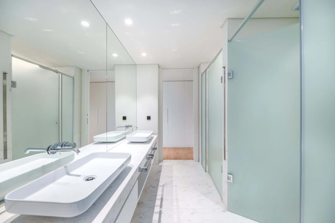 Apartamento T6 para Venda em Campolide Foto 51
