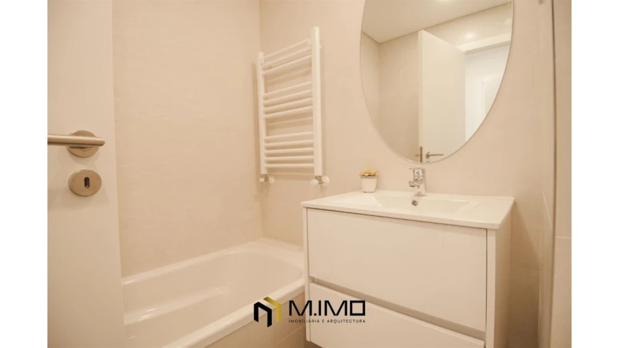 Apartamento T2 para Venda em Buarcos Foto 4