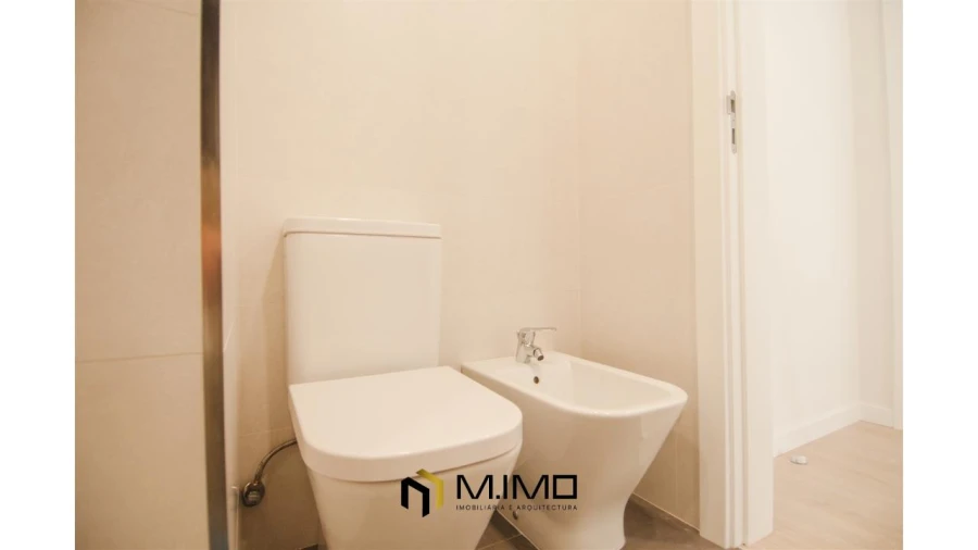 Apartamento T2 para Venda em Buarcos Foto 5