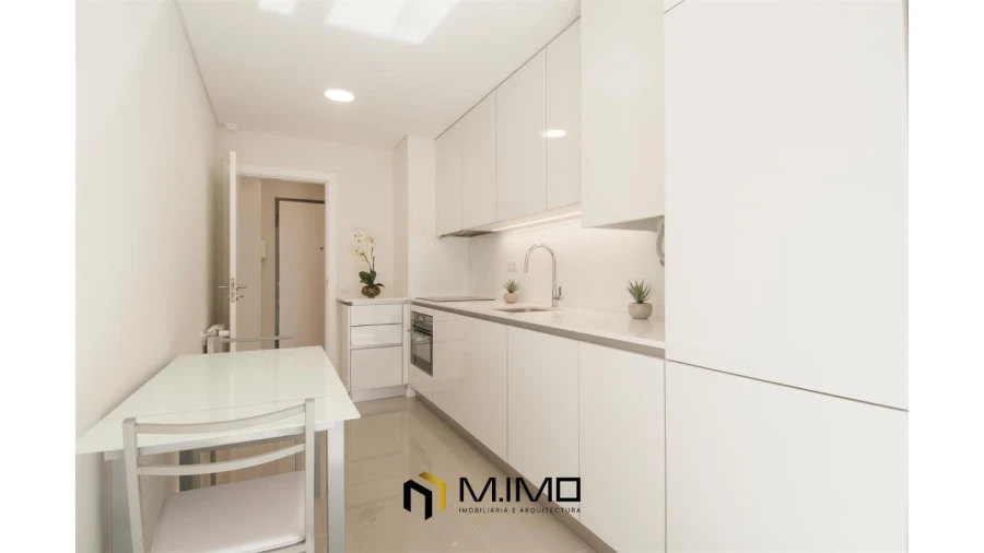 Apartamento T2 para Venda em Buarcos Foto 6