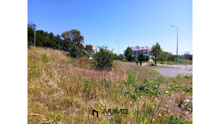 Terreno para Venda em Tavarede Foto 2