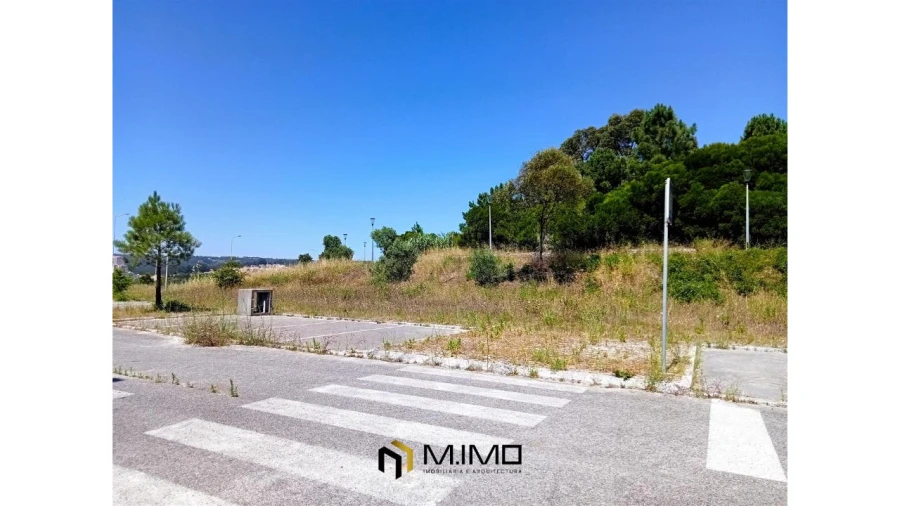 Terreno para Venda em Tavarede Foto 3