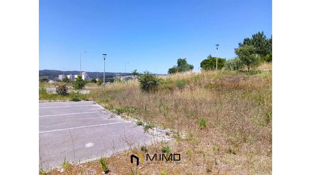 Terreno para Venda em Tavarede Foto 24