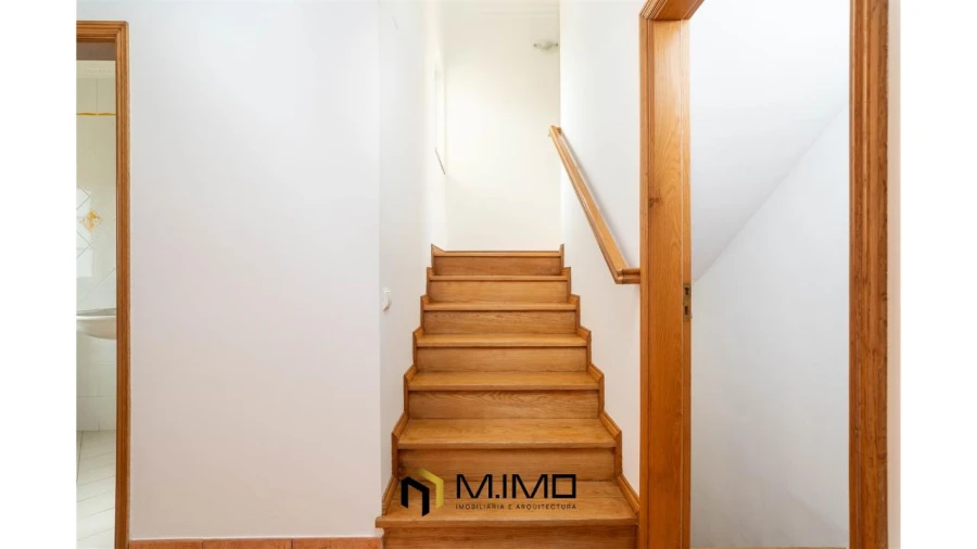 Moradia T3 para Venda em Buarcos Foto 13