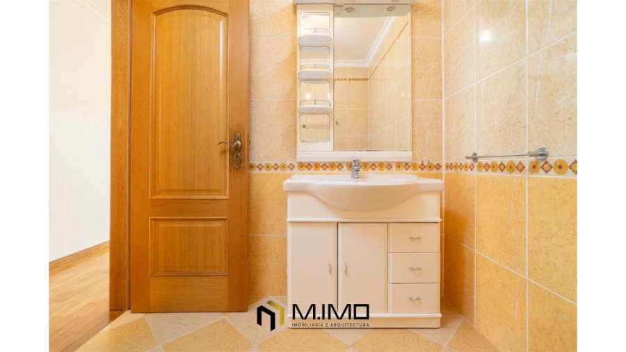 Moradia T3 para Venda em Buarcos Foto 26