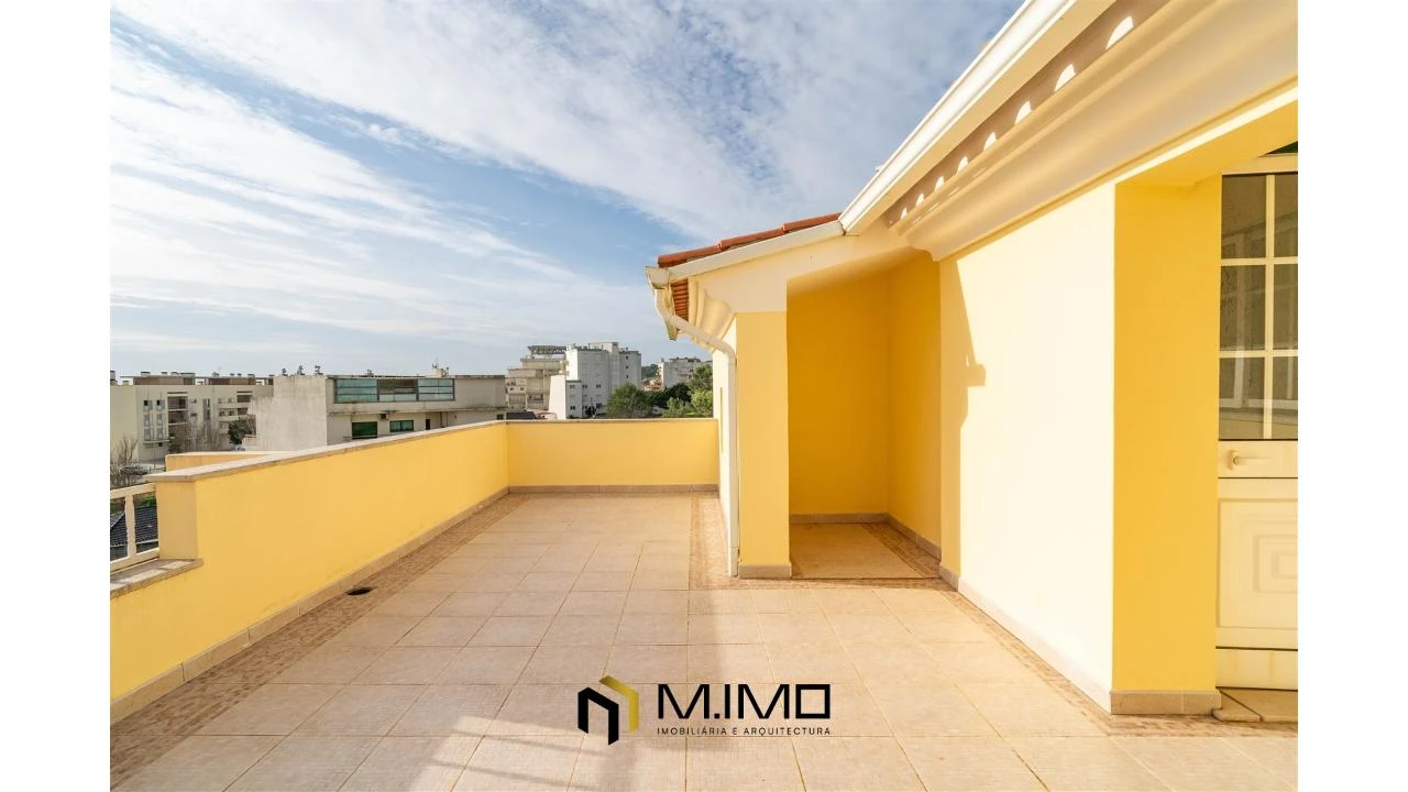 Moradia T3 para Venda em Buarcos Foto 38