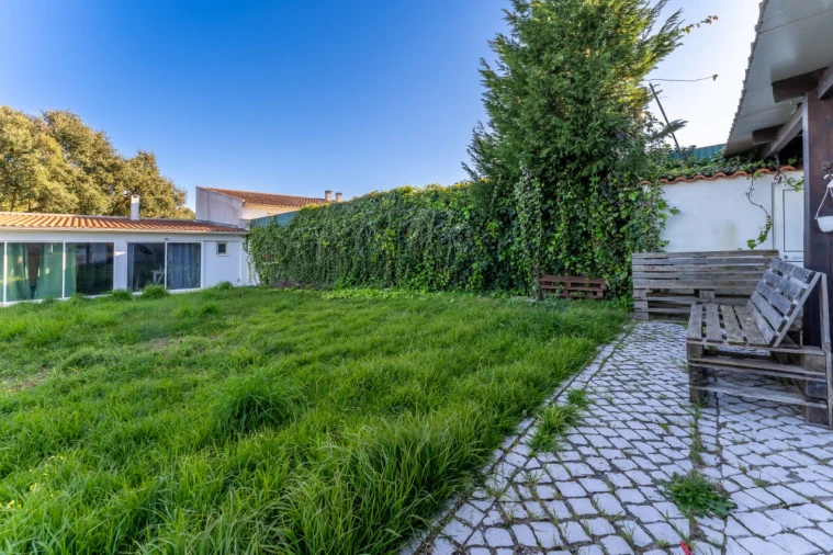 Moradia T3 para Venda em Barrio Foto 64