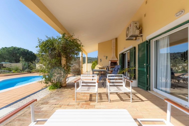 Moradia T4 para Venda em Bensafrim e Barão de São João Foto 28