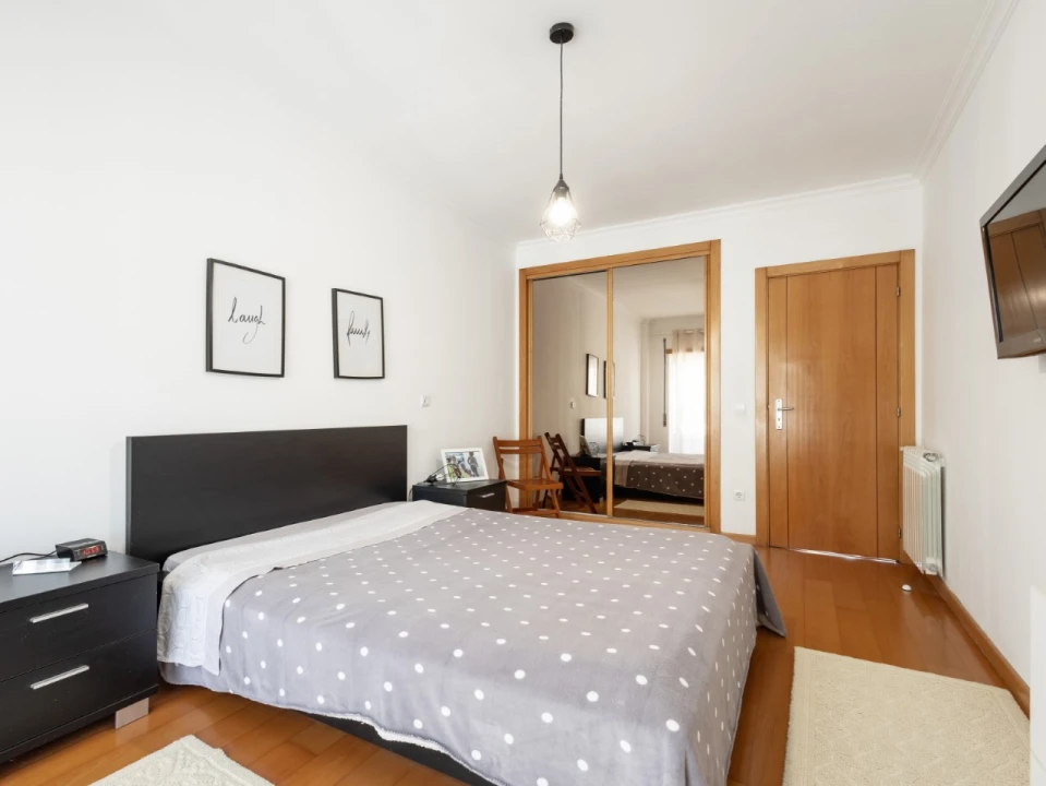 Apartamento T1 para Venda em Buarcos Foto 16