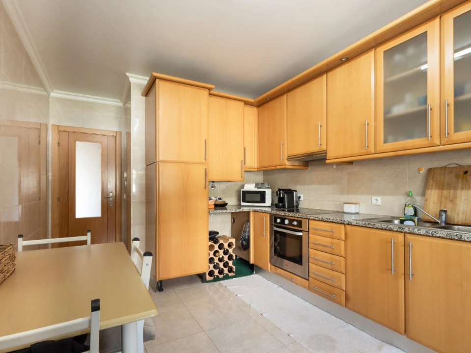 Apartamento T1 para Venda em Buarcos Foto 5