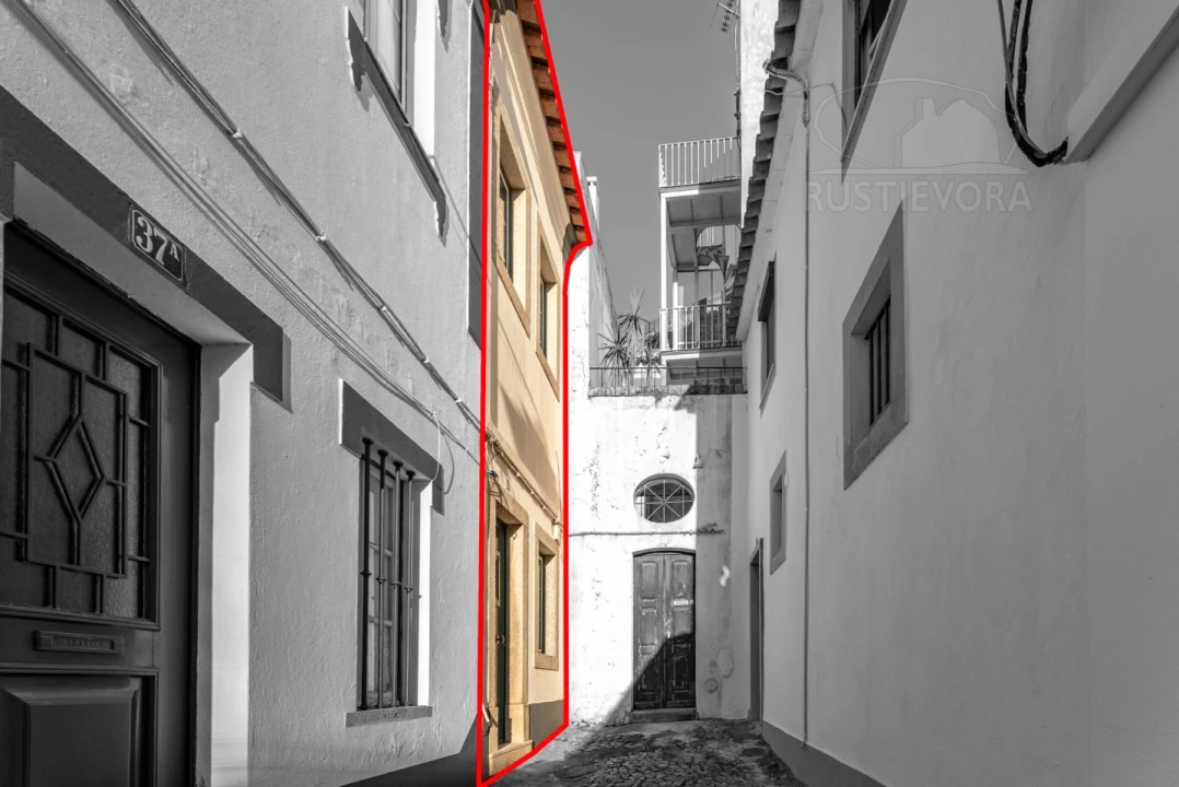 Moradia T2 para Venda em Évora (São Mamede, Sé, São Pedro e Santo Antão) Foto 2