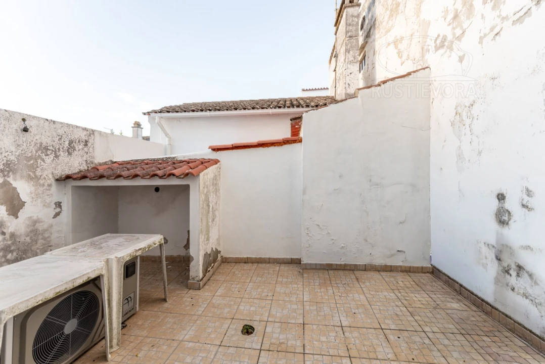 Moradia T2 para Venda em Évora (São Mamede, Sé, São Pedro e Santo Antão) Foto 13