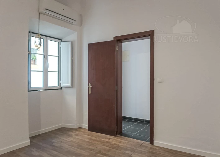 Moradia T2 para Venda em Évora (São Mamede, Sé, São Pedro e Santo Antão) Foto 5