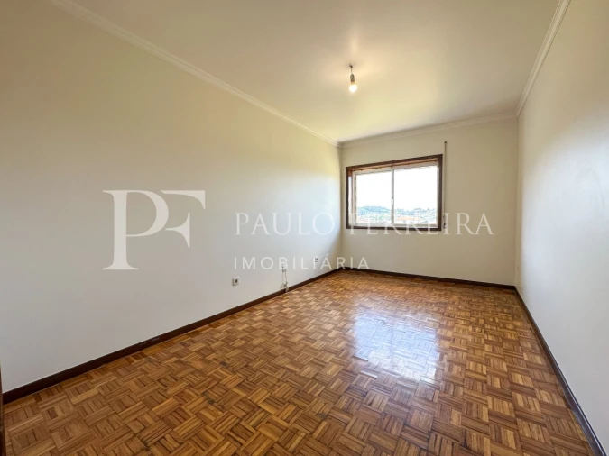 Moradia T3 para Arrendamento em Vale (São Cosme), Telhado e Portela Foto 17