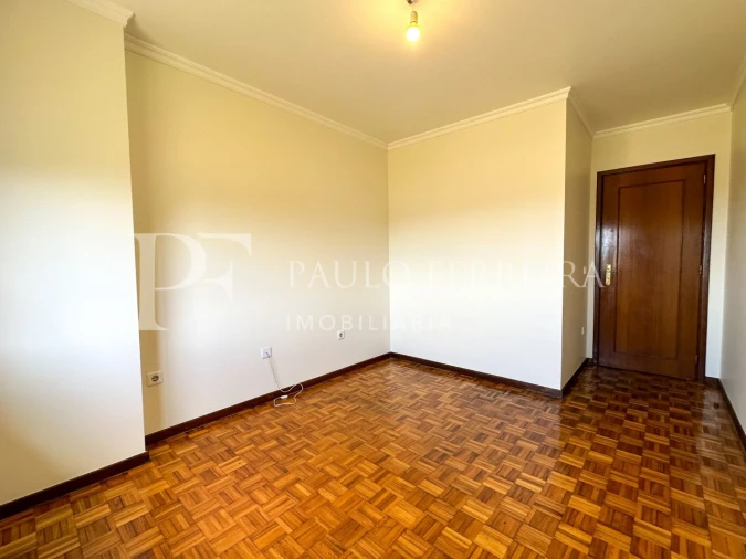 Moradia T3 para Arrendamento em Vale (São Cosme), Telhado e Portela Foto 20