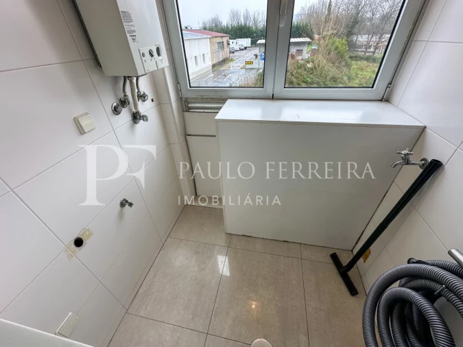 Apartamento T1 para Arrendamento em Antas e Abade de Vermoim Foto 7