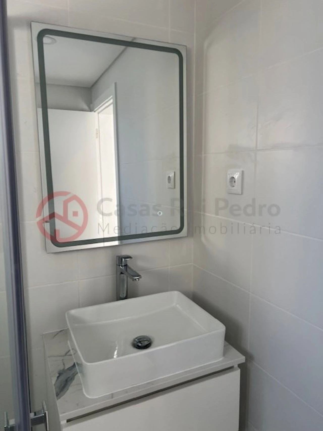 Apartamento T2 para Venda em Amora Foto 16