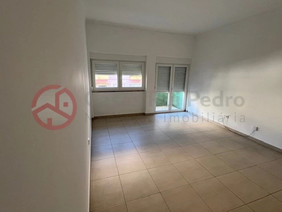 Apartamento T2 para Venda em Amora Foto 43