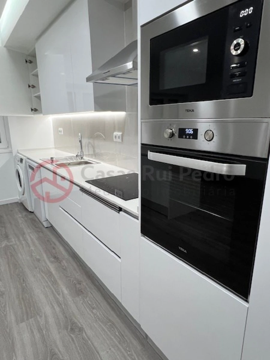 Apartamento T2 para Venda em Amora Foto 30