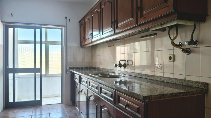 Apartamento T2 para Venda em Peniche Foto 3