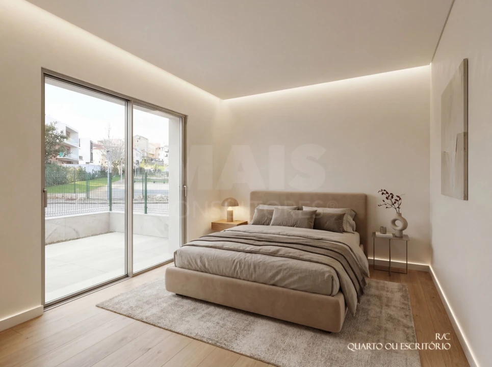 Moradia T5 para Venda em Pontinha e Famões Foto 9