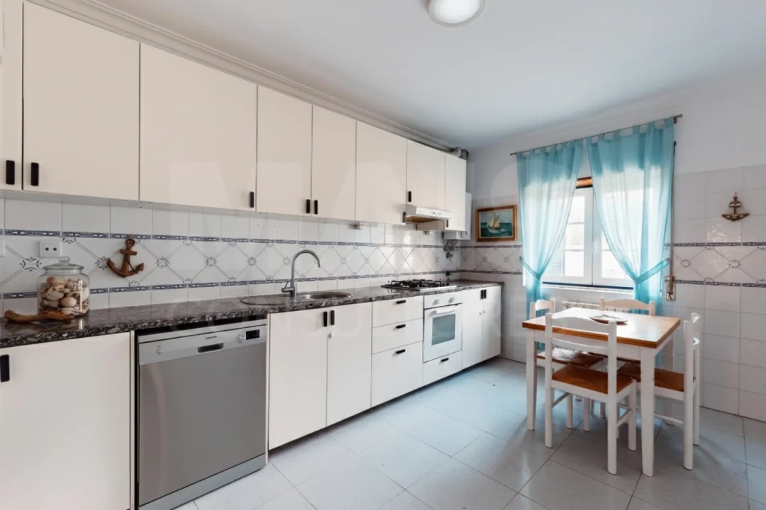 Moradia T5 para Venda em Ericeira Foto 4