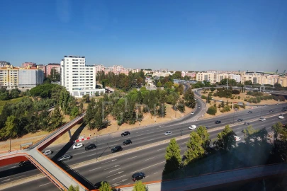 Escritório para Arrendamento em São Domingos de Benfica