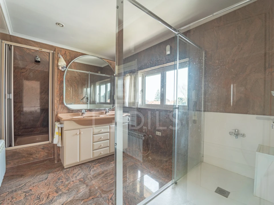 Moradia T3 para Venda em Aldoar, Foz do Douro e Nevogilde Foto 16