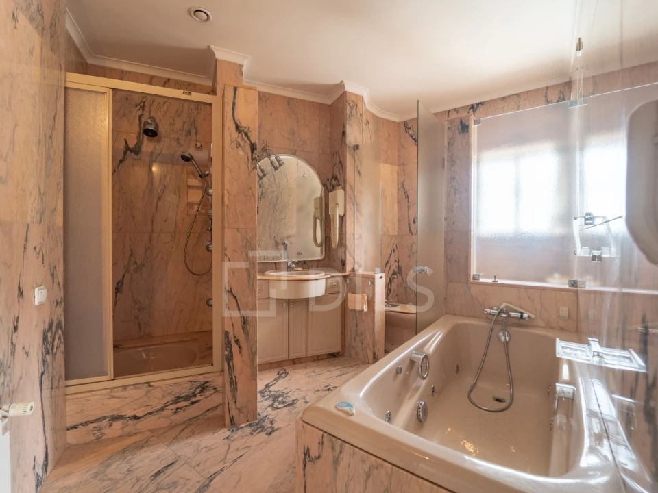 Moradia T3 para Venda em Aldoar, Foz do Douro e Nevogilde Foto 24