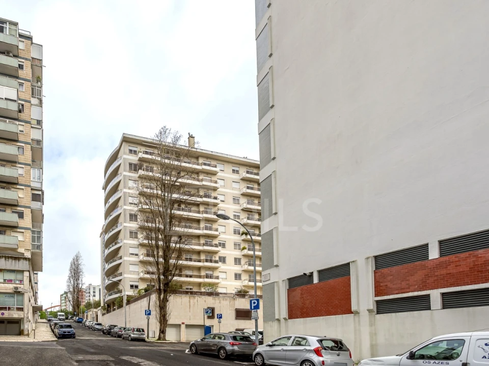 Escritório para Venda em São Domingos de Benfica Foto 17