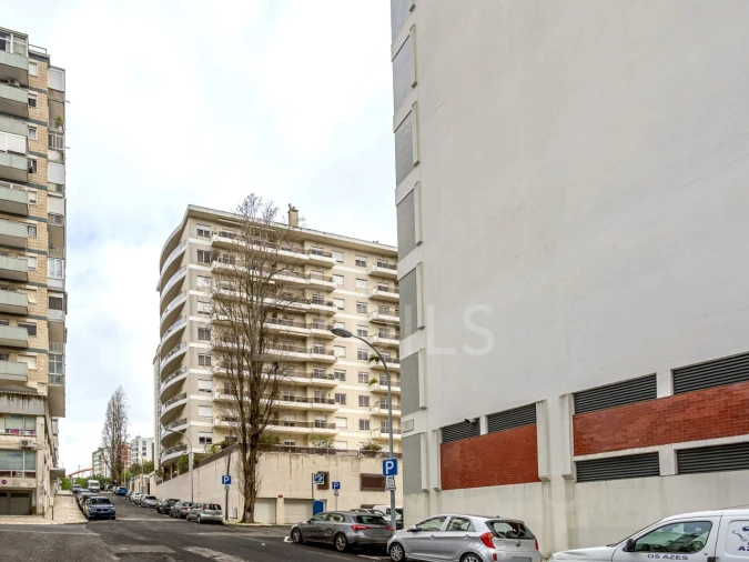 Escritório para Venda em São Domingos de Benfica Foto 17