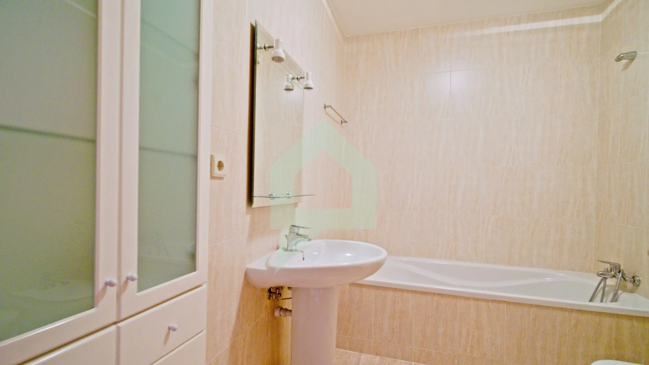 Moradia T5 para Venda em Creixomil e Mariz Foto 27