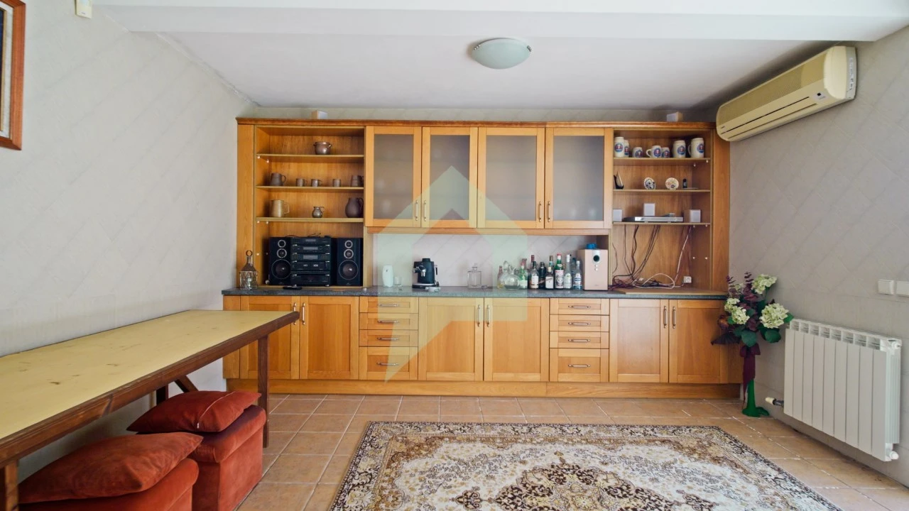 Moradia T5 para Venda em Creixomil e Mariz Foto 42