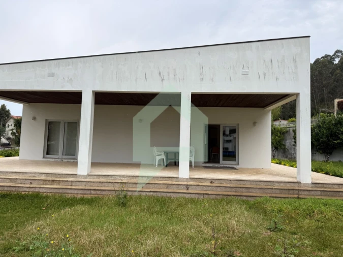 Moradia T5 para Venda em Creixomil e Mariz Foto 12