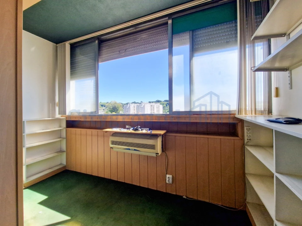 Apartamento T4 para Venda em Alvalade Foto 20