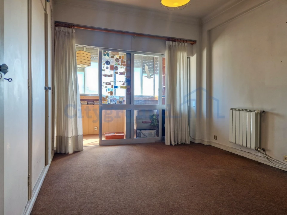 Apartamento T4 para Venda em Alvalade Foto 27