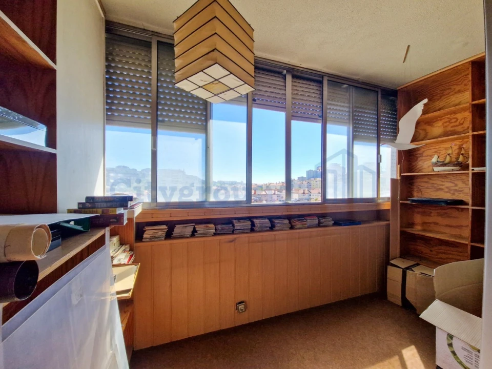 Apartamento T4 para Venda em Alvalade Foto 29