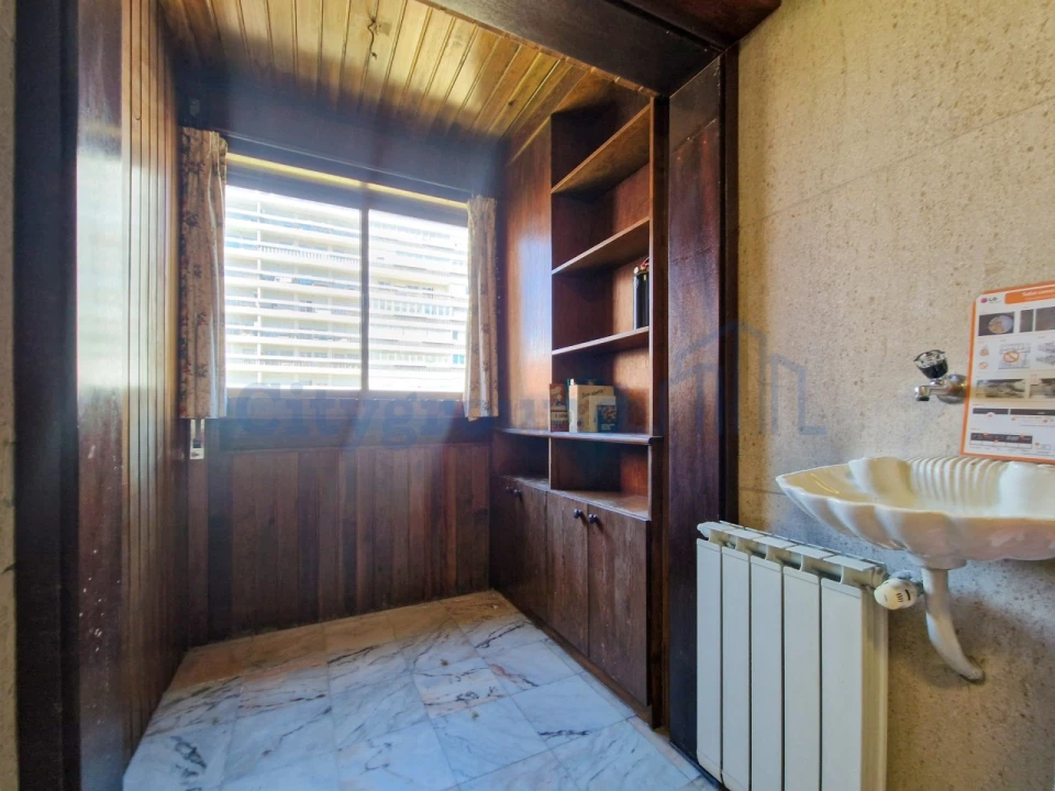 Apartamento T4 para Venda em Alvalade Foto 34