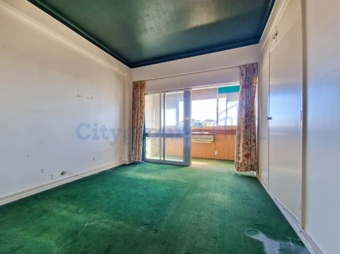 Apartamento T4 para Venda em Alvalade Foto 18