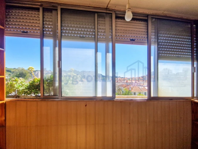 Apartamento T4 para Venda em Alvalade Foto 30