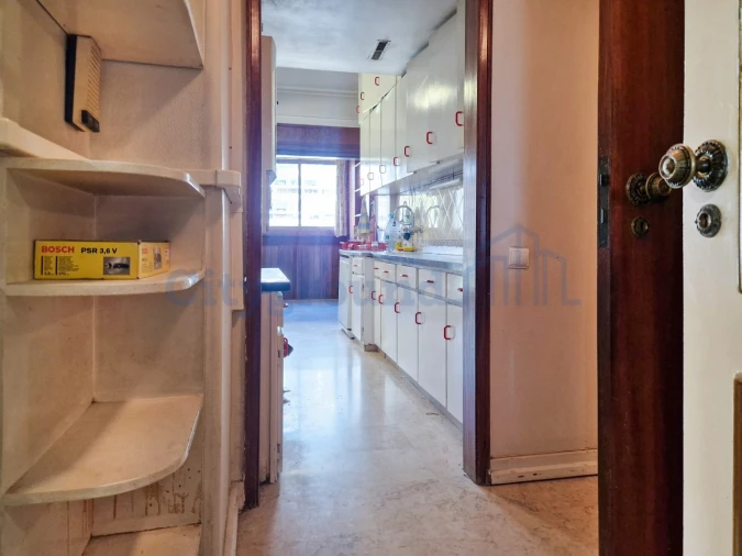 Apartamento T4 para Venda em Alvalade Foto 32