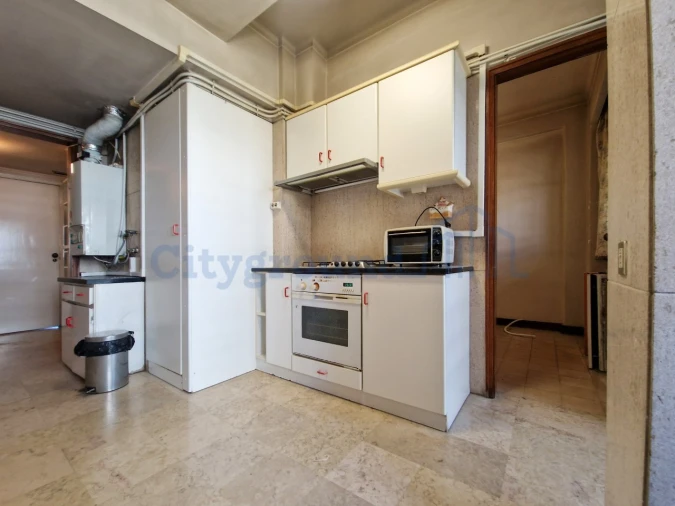 Apartamento T4 para Venda em Alvalade Foto 36