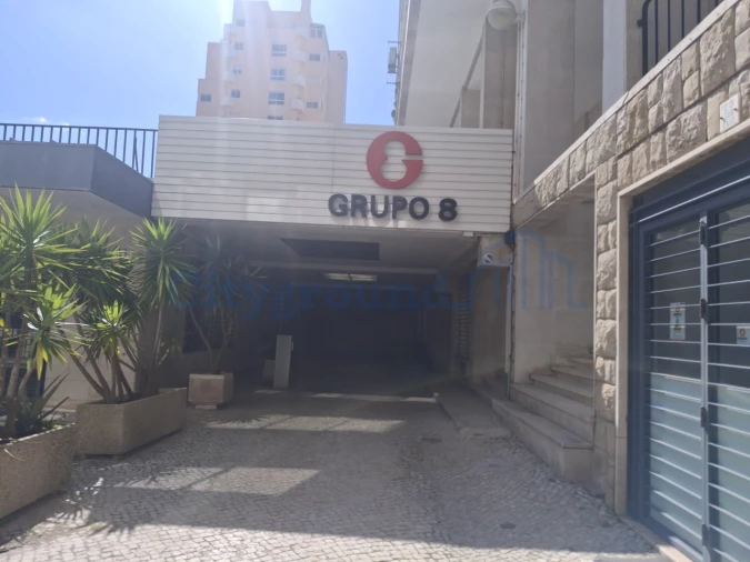 Apartamento T4 para Venda em Alvalade Foto 56