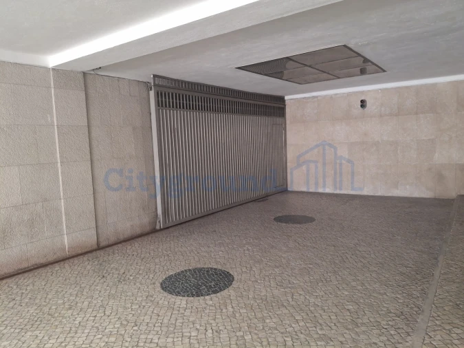 Apartamento T4 para Venda em Alvalade Foto 57