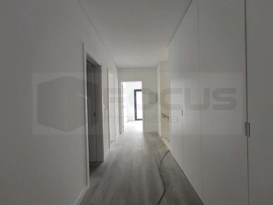 Moradia T4 para Venda em Ílhavo (São Salvador) Foto 24