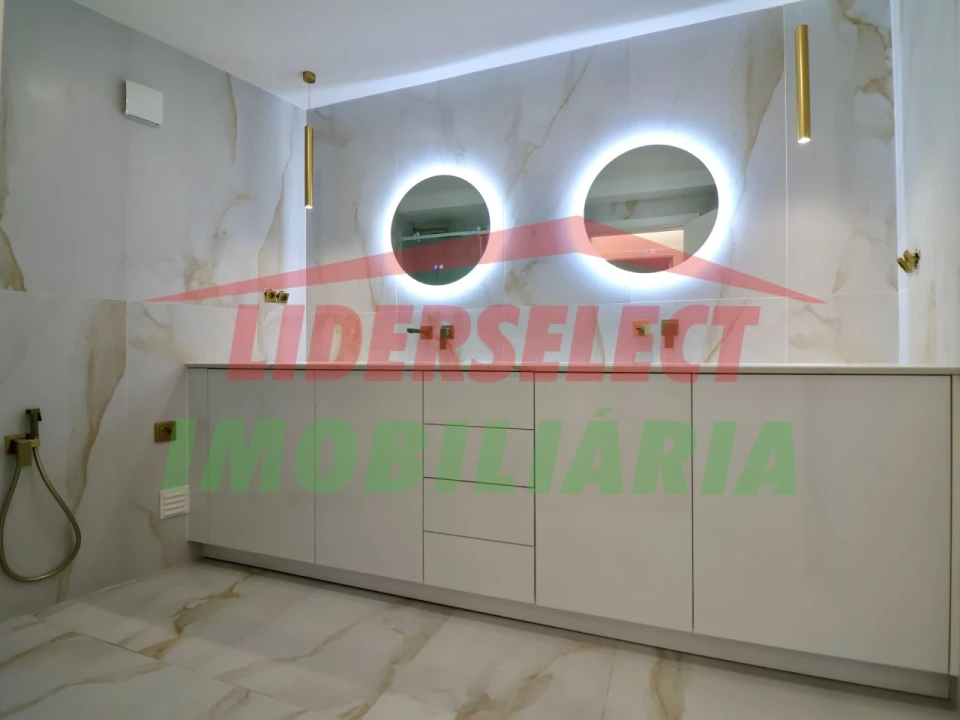 Apartamento T2 para Venda em Malveira e São Miguel de Alcainça Foto 16