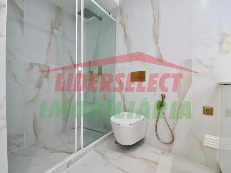 Apartamento T2 para Venda em Malveira e São Miguel de Alcainça Foto 20