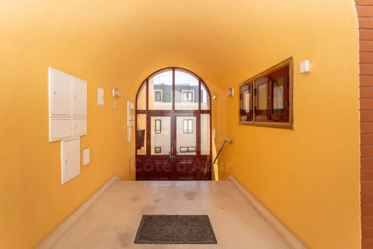 Apartamento T2 para Venda em Sesimbra (Santiago) Foto 7