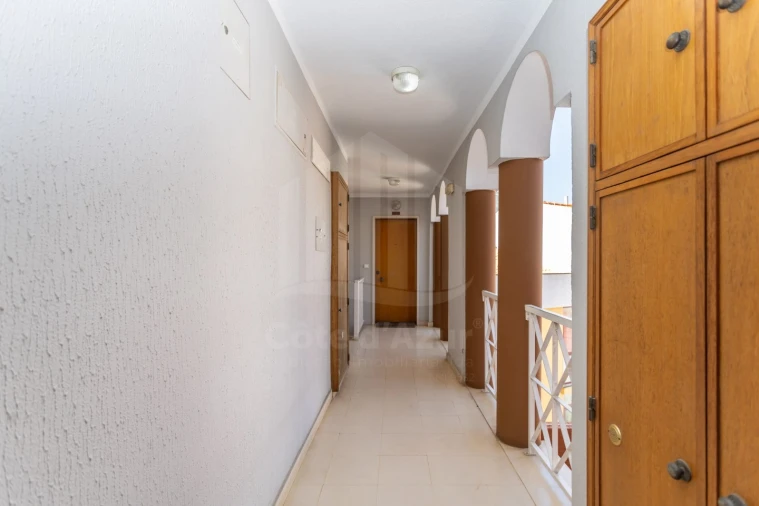 Apartamento T2 para Venda em Sesimbra (Santiago) Foto 9